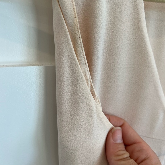 Beautiful pale pink Prada dress - Picture 6 of 12